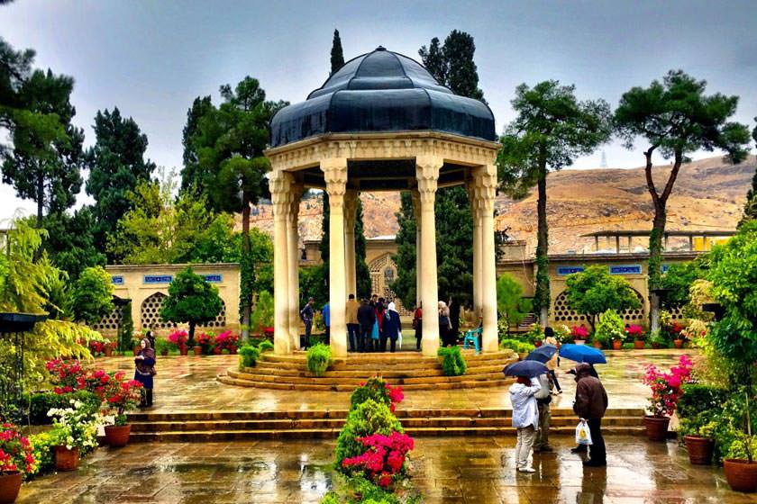 زادگاه حافظ و سعدی  شاعران بلند آوازه | شیراز و وضع بی مثالش