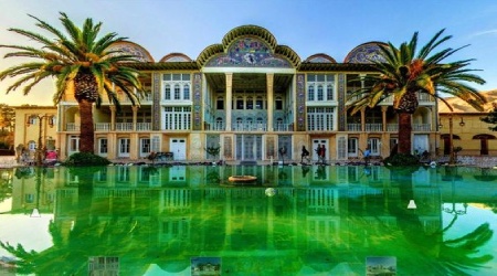 تور شیراز | بازدید از آرامگاه حافظ ‌و سعدی