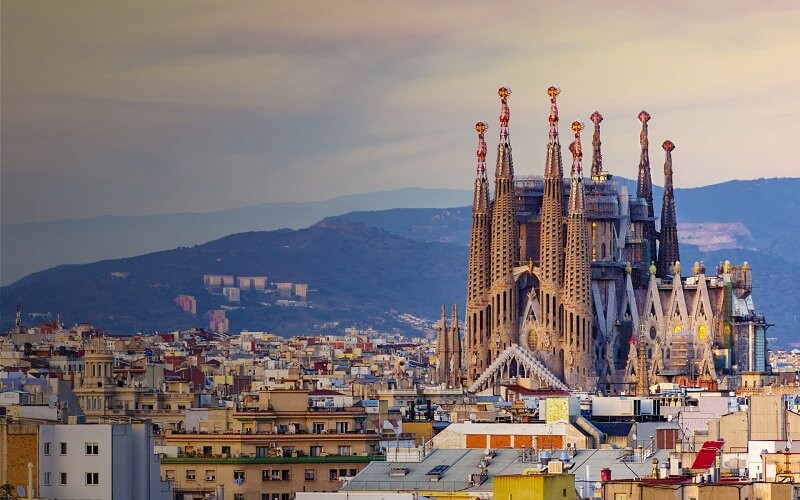 بهترین شهر اسپانیا برای سفر کدام است؟